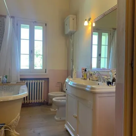 Casale Il Sambuco Sui Colli Bolognesi * Σαν Λάτζαρο ντι Σάβενα