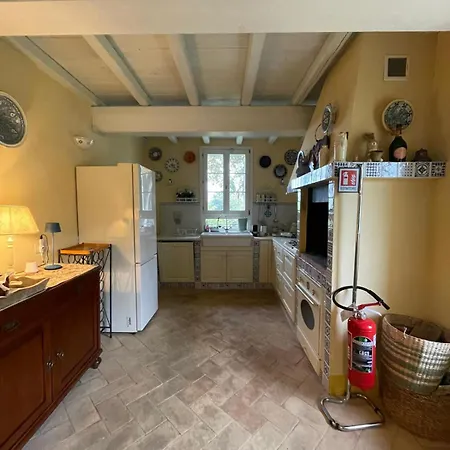 Casale Il Sambuco Sui Colli Bolognesi サン・ラッザロ・ディ・サーヴェナ