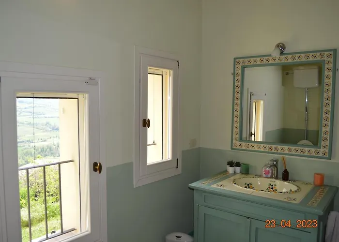 Casale Il Sambuco Sui Colli Bolognesi * San Lazzaro di Savena